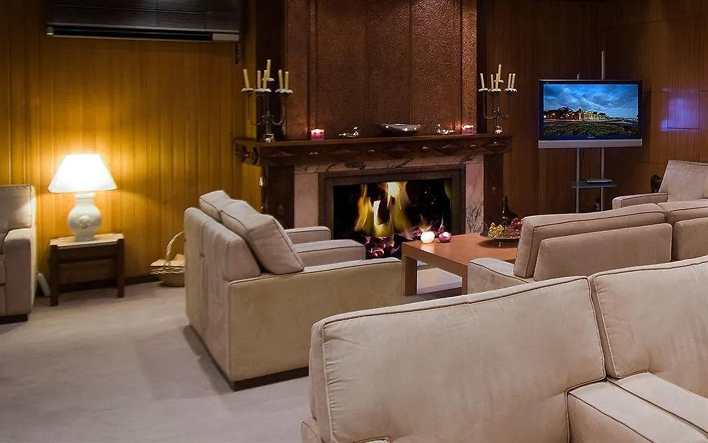 Apartamentos Turisticos Regina 알부페이라 3*,  포르투갈