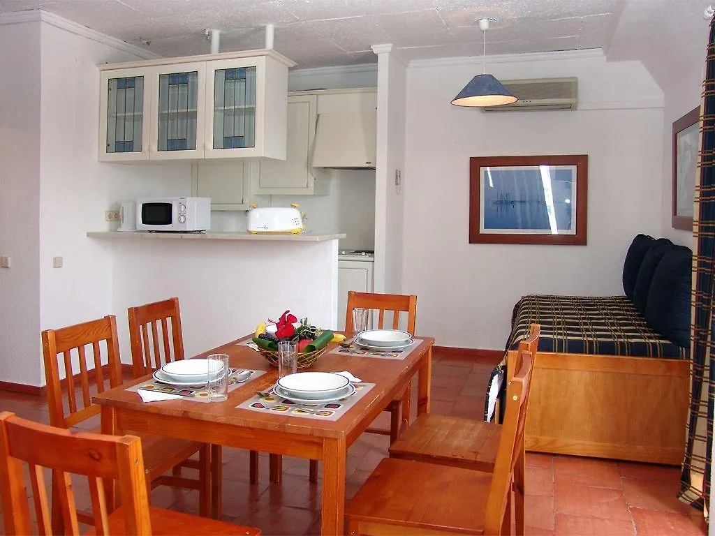 Apartamentos Turisticos Regina 알부페이라